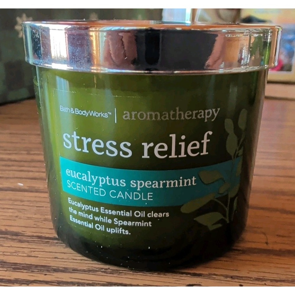 Bath & Body Works Stress Relief Eucalyptus Spearmint Jar Candle 4 oz 2062G3AF